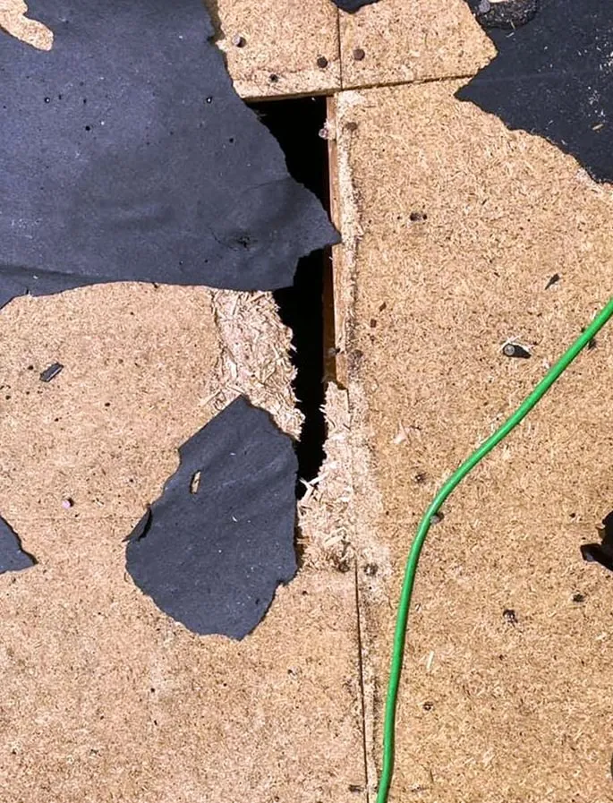 Slide of Delaney Park Roofing