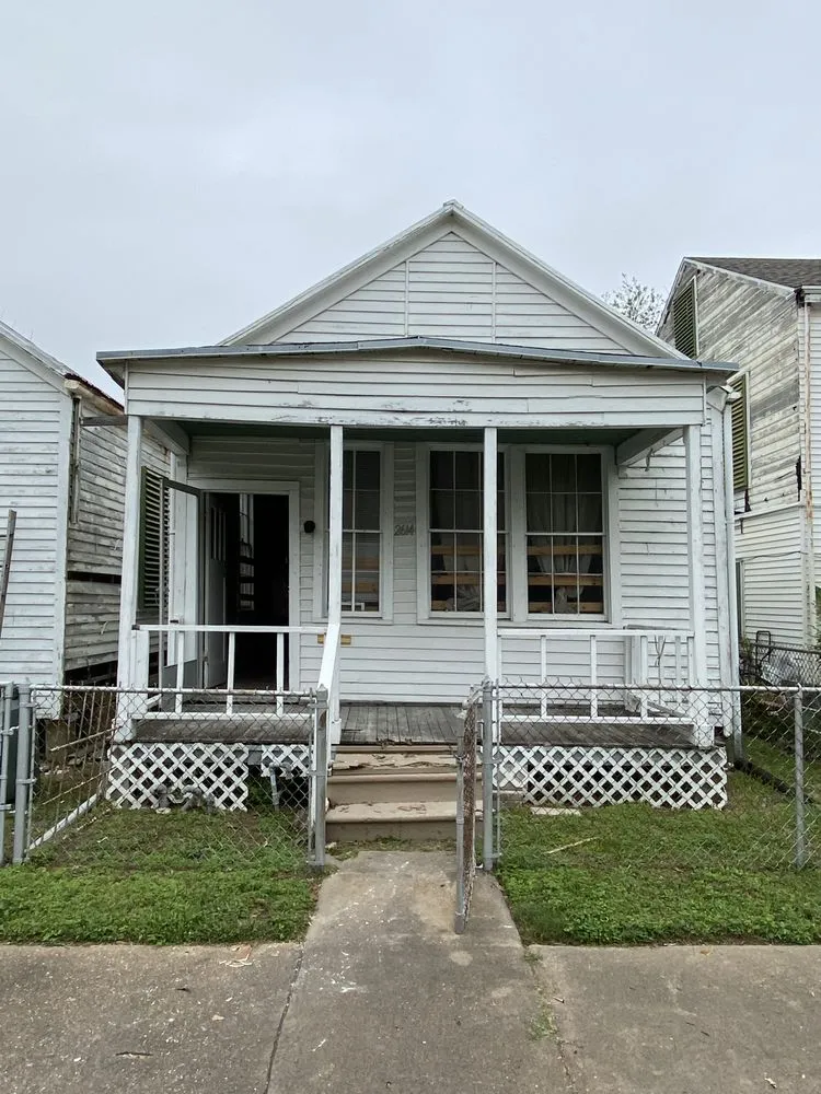 Slide of Delaney's Roofing & Restoration