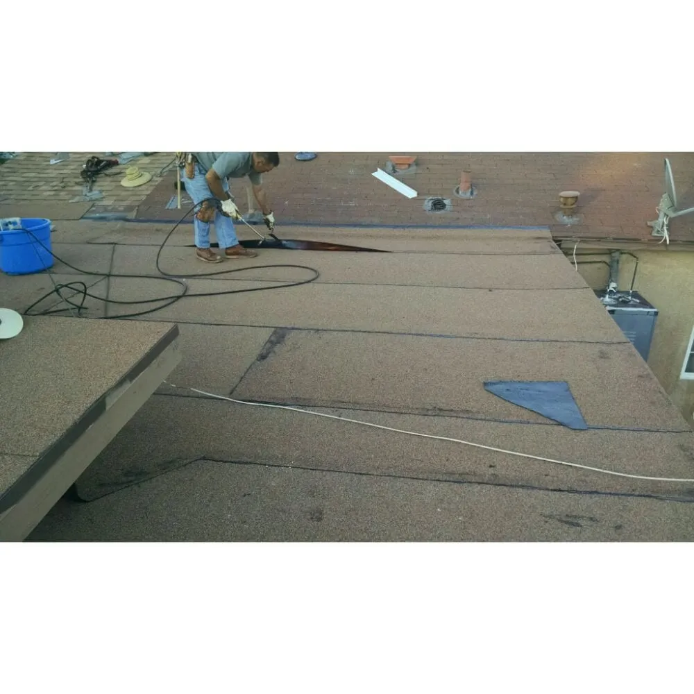 Slide of Delcid Roofing