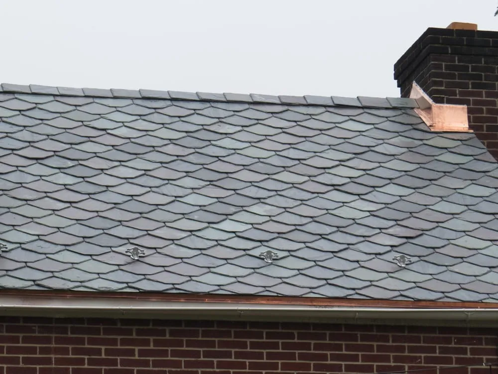 Slide of DellaVecchio Construction & Restoration