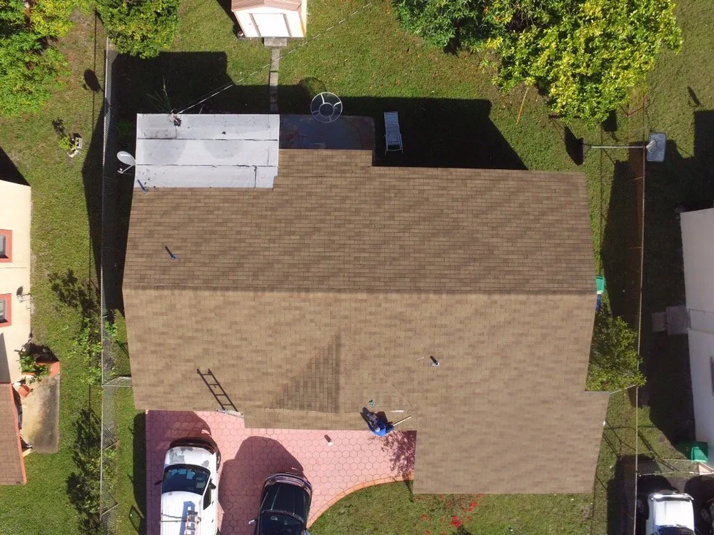 Slide of Delmar Construction and Roofing