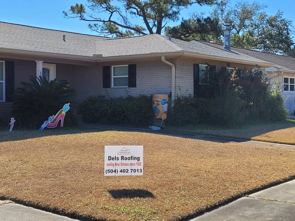 Slide of Del's & Son Roofing