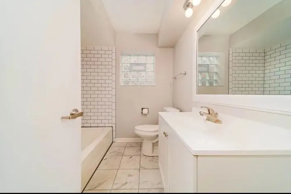 Slide of Delta Midwest Service