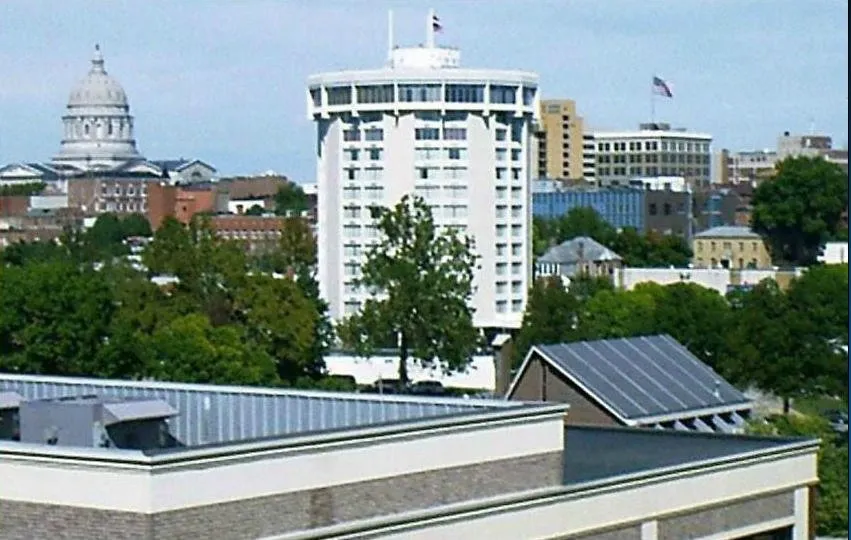 Local roof installation experts serving Brookline, MO - Delta Roofing