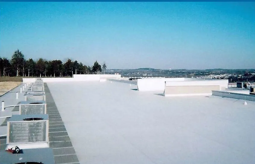 Expert shingle roofing service experts serving Brookline, MO - Delta Roofing