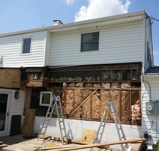 Slide of DeLuca Construction & Landscaping