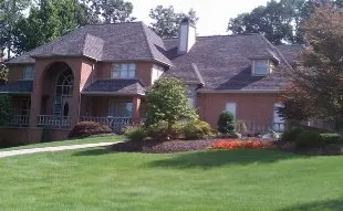 Licensed roof inspection in Pittsburg, PA - DeLuca Roofing