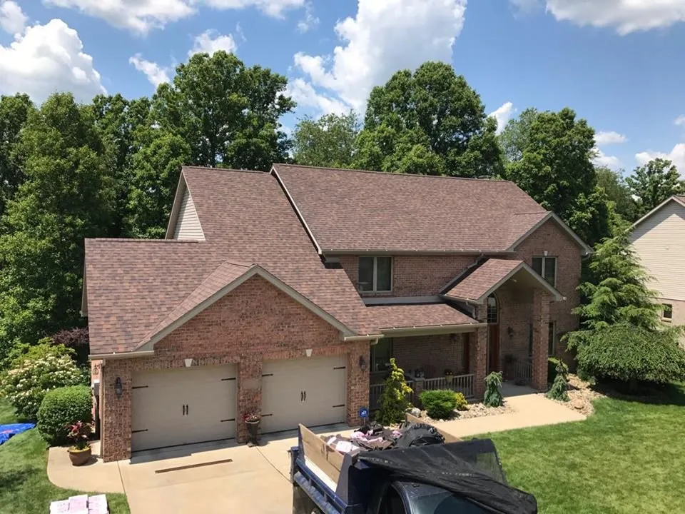 Professional roof replacement experts serving Pittsburg, PA - DeLuca Roofing