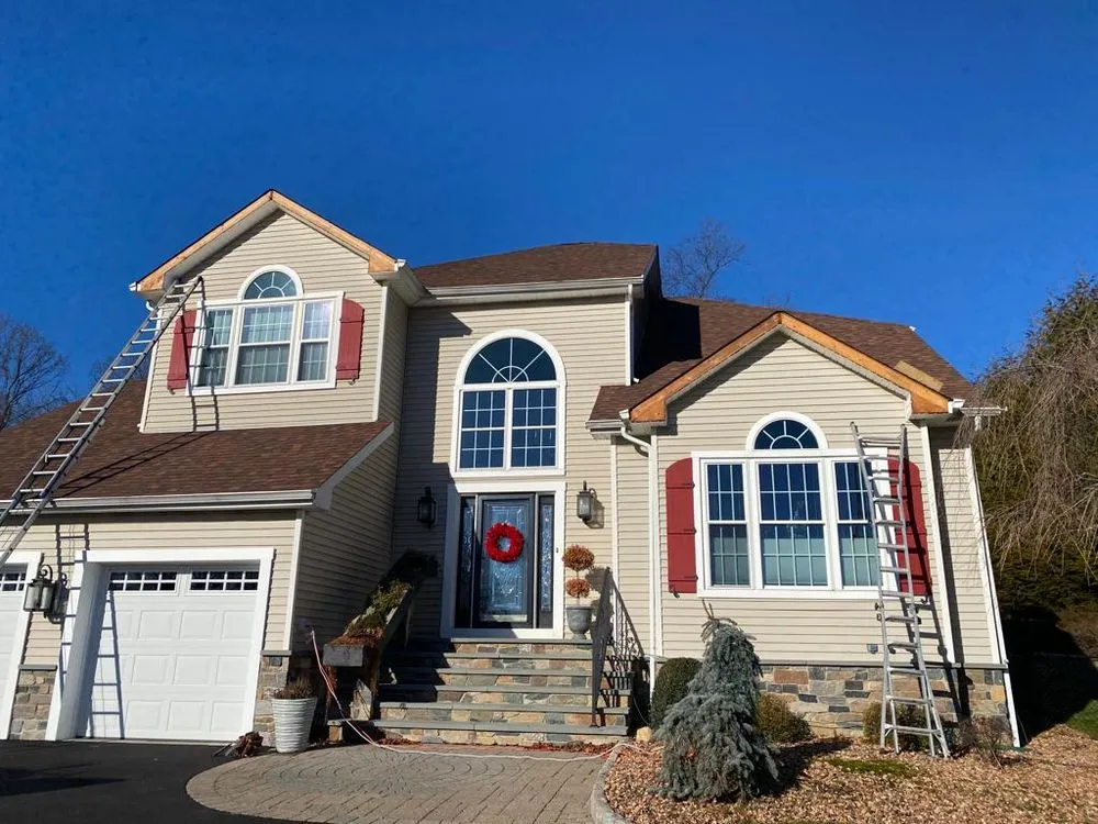 Slide of Deluxe Construction