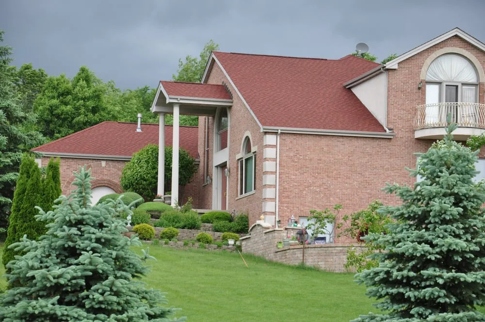 Slide of Deluxe Roofing