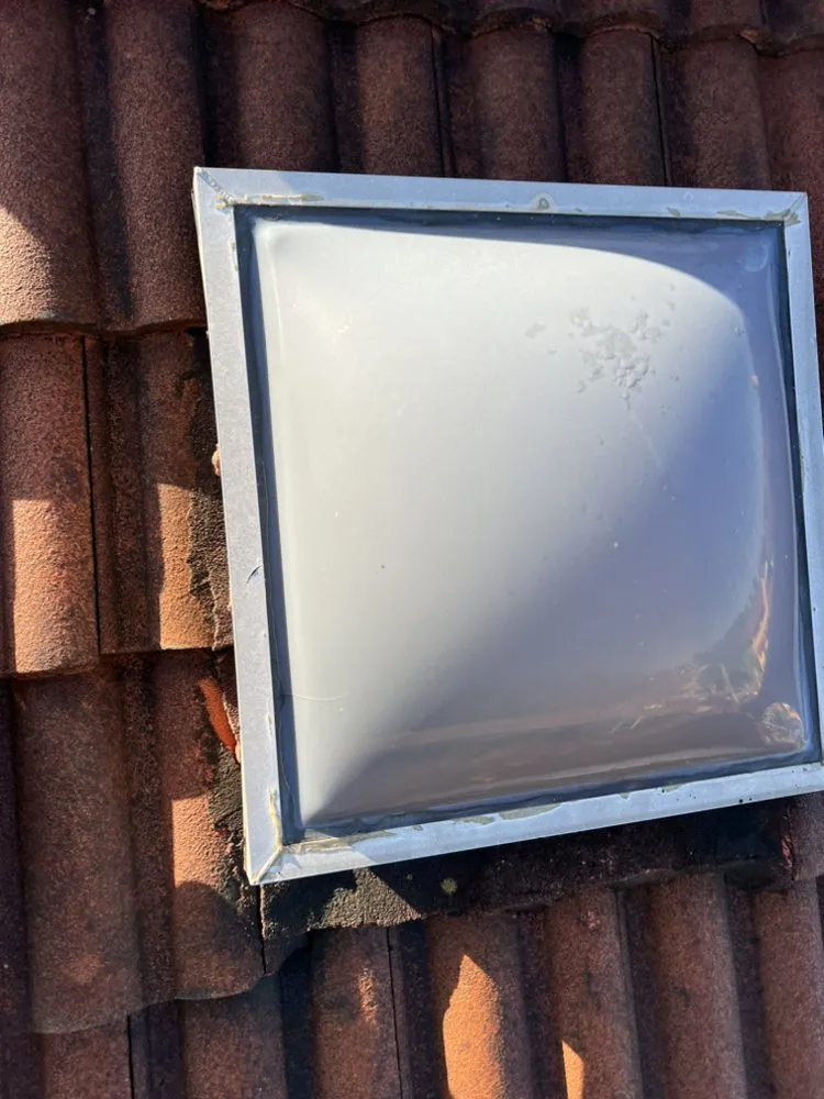 Slide of Deluxe Roofing Repair