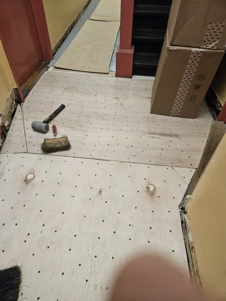 Slide of Den Construction