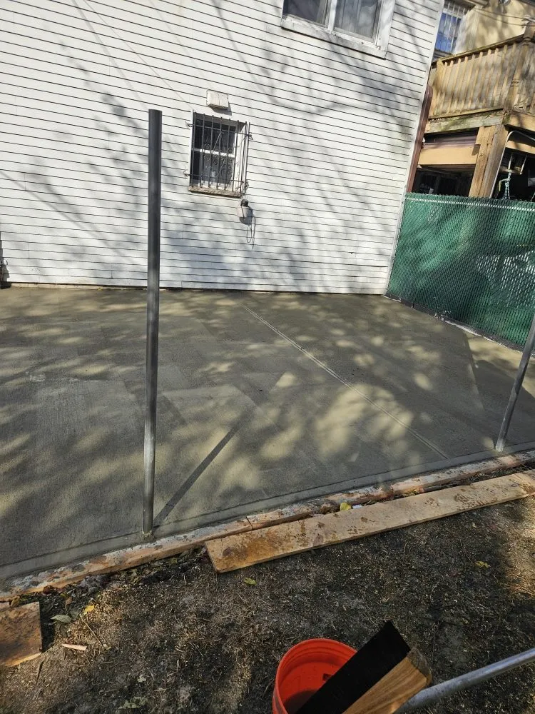 Slide of Den Construction