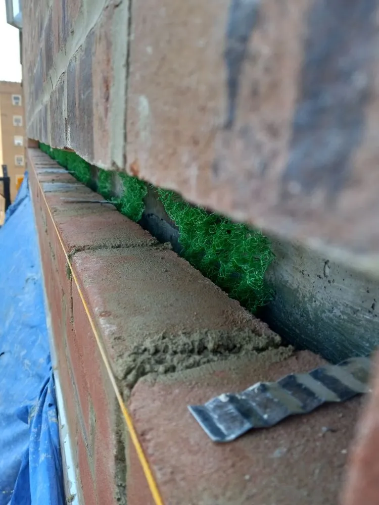 Slide of Den Construction