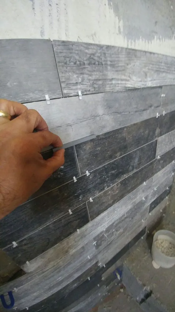 Slide of Denali Builders & Roofing