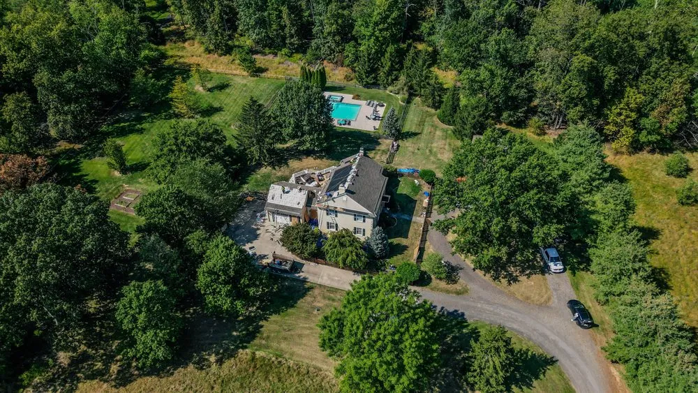 Slide of Dennis & Sons Contracting