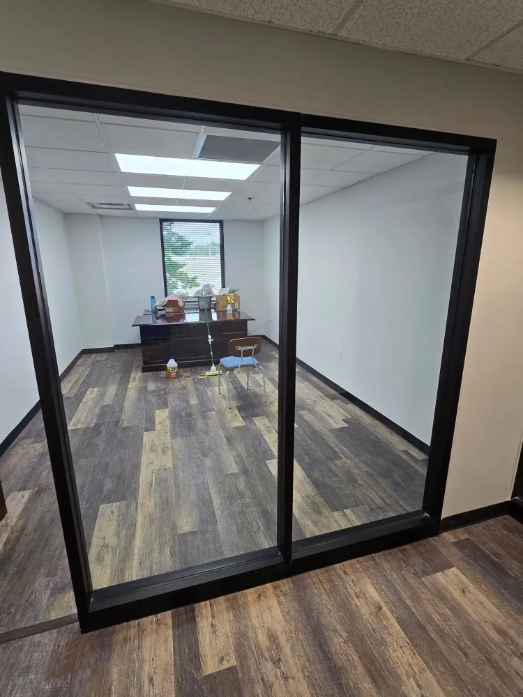 Slide of Der Friseur