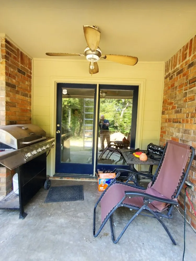 Slide of Der Friseur