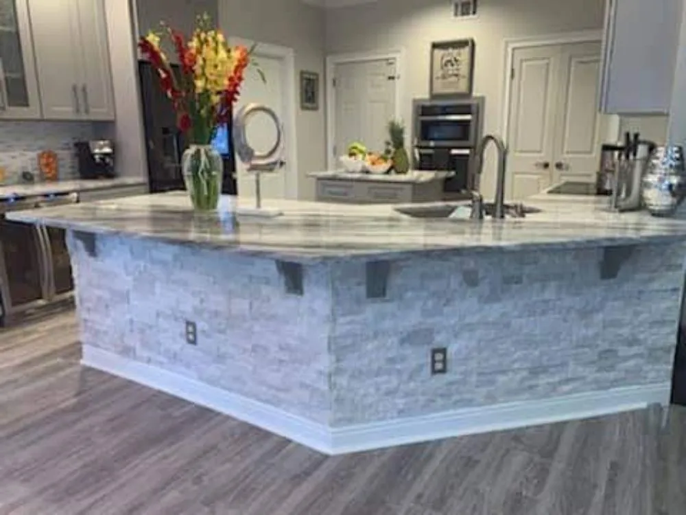 Slide of Der Friseur