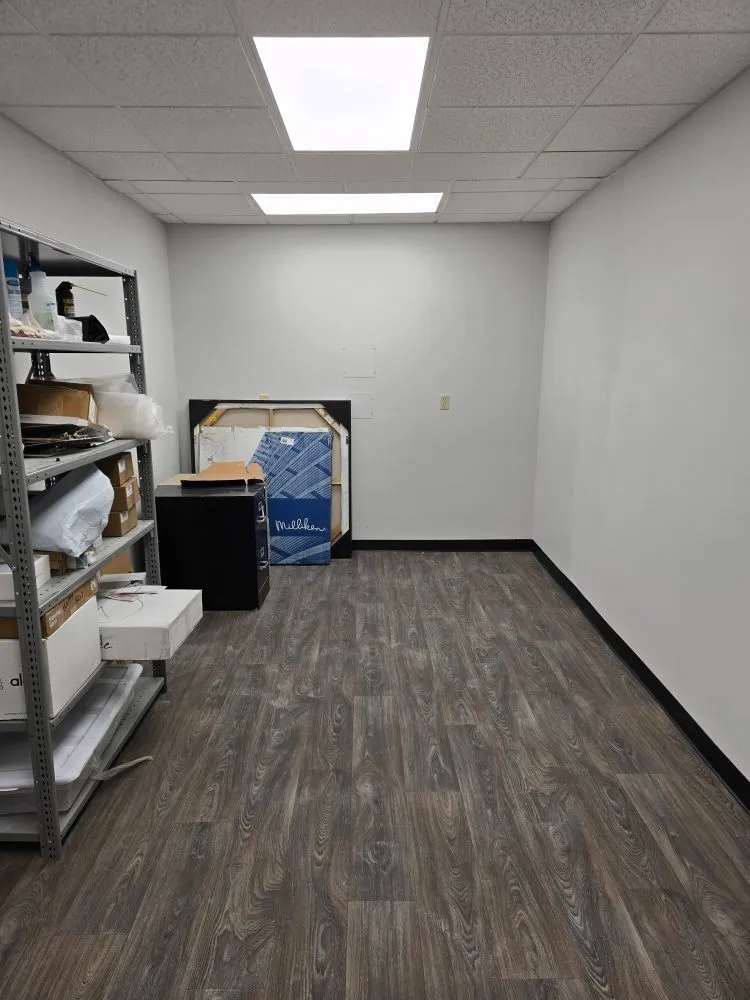 Slide of Der Friseur