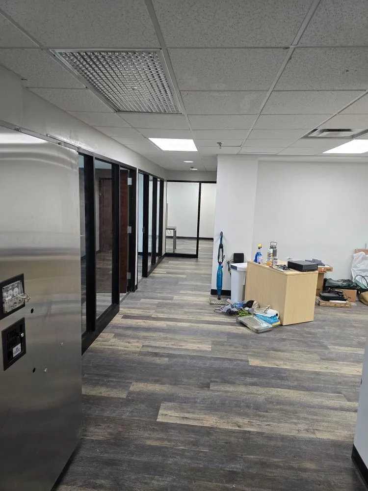 Slide of Der Friseur