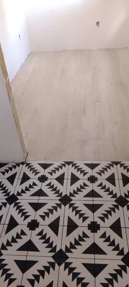 Slide of Deras Roofing & Remodelacio