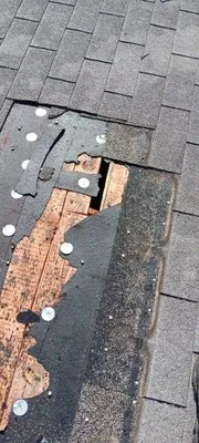 Deras Roofing & Remodelacio Logo