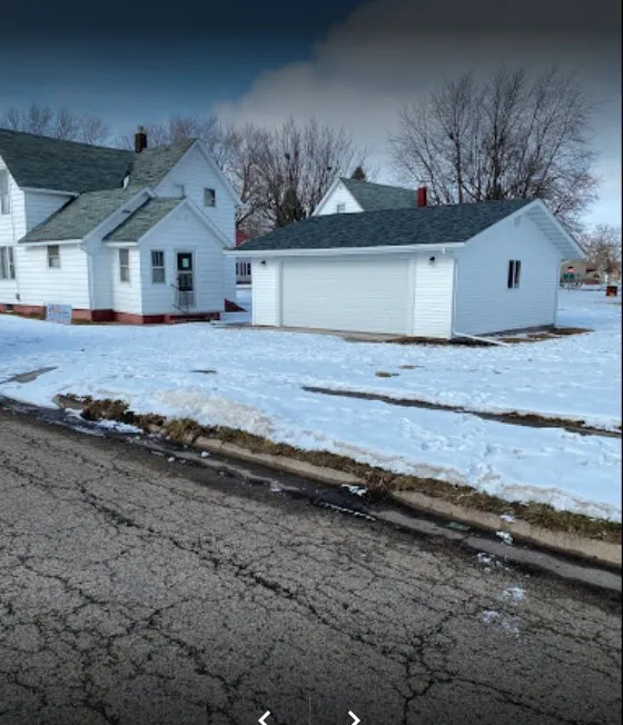 Slide of Dereu Construction