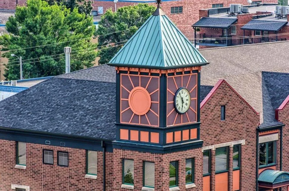 Slide of Des Moines Area Roofing + Solar