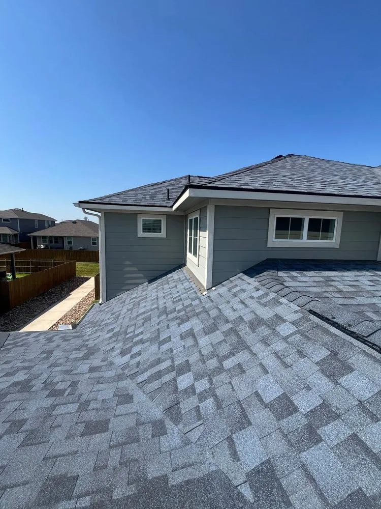 Slide of Des Moines Roof Royale