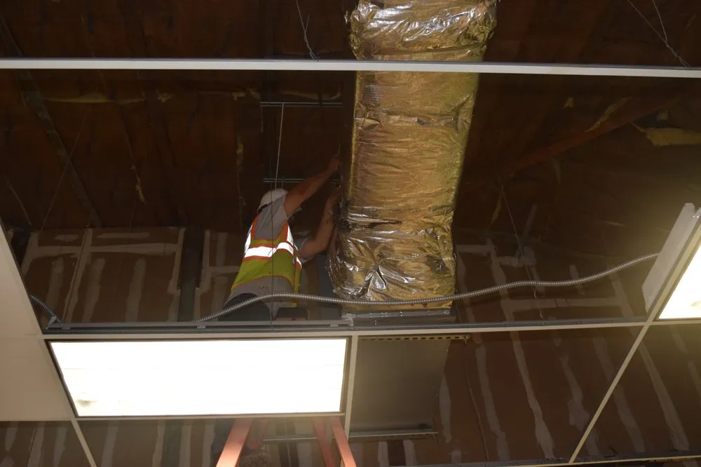 Slide of Des Tobin Custom Sheet Metal