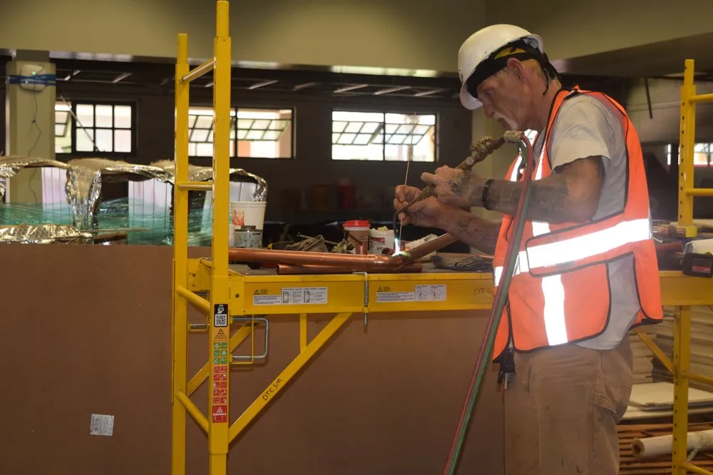 Slide of Des Tobin Custom Sheet Metal