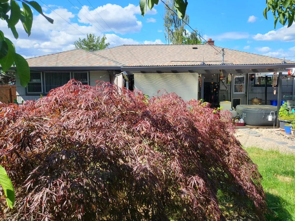 Slide of Deschutes Roofing & Insulation