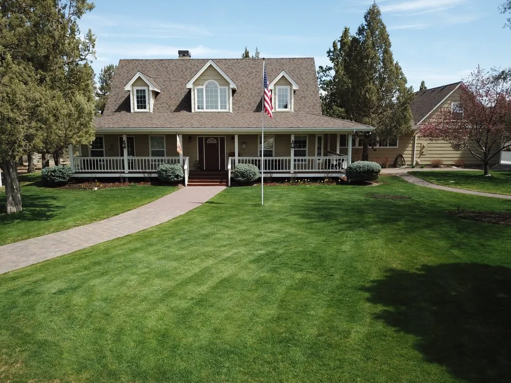 Slide of Deschutes Roofing