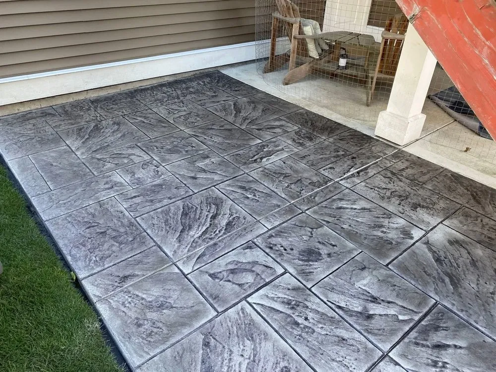 Slide of Desert Contractors