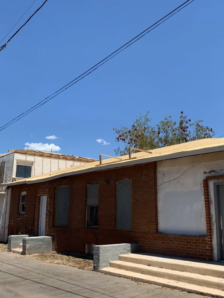 Slide of Desert Eagle Painting & Roofing