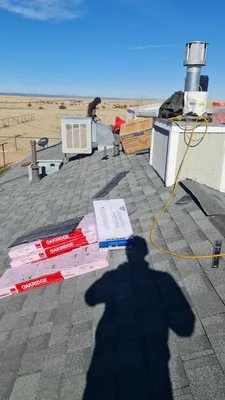 Desert Storm Roofing Logo