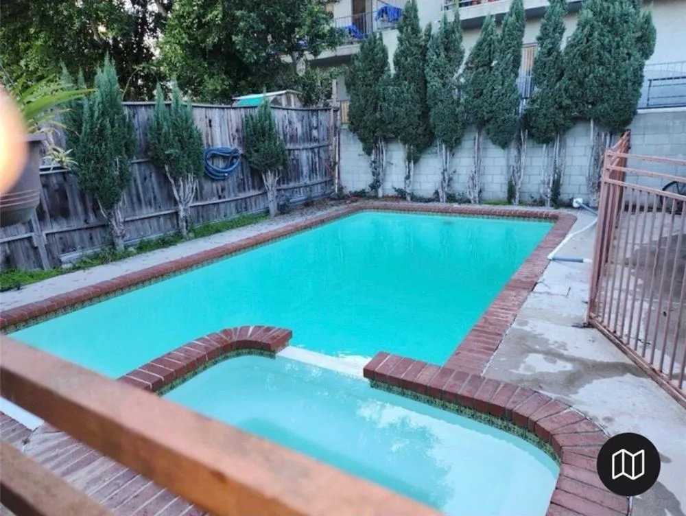 Slide of Design Builder's Group