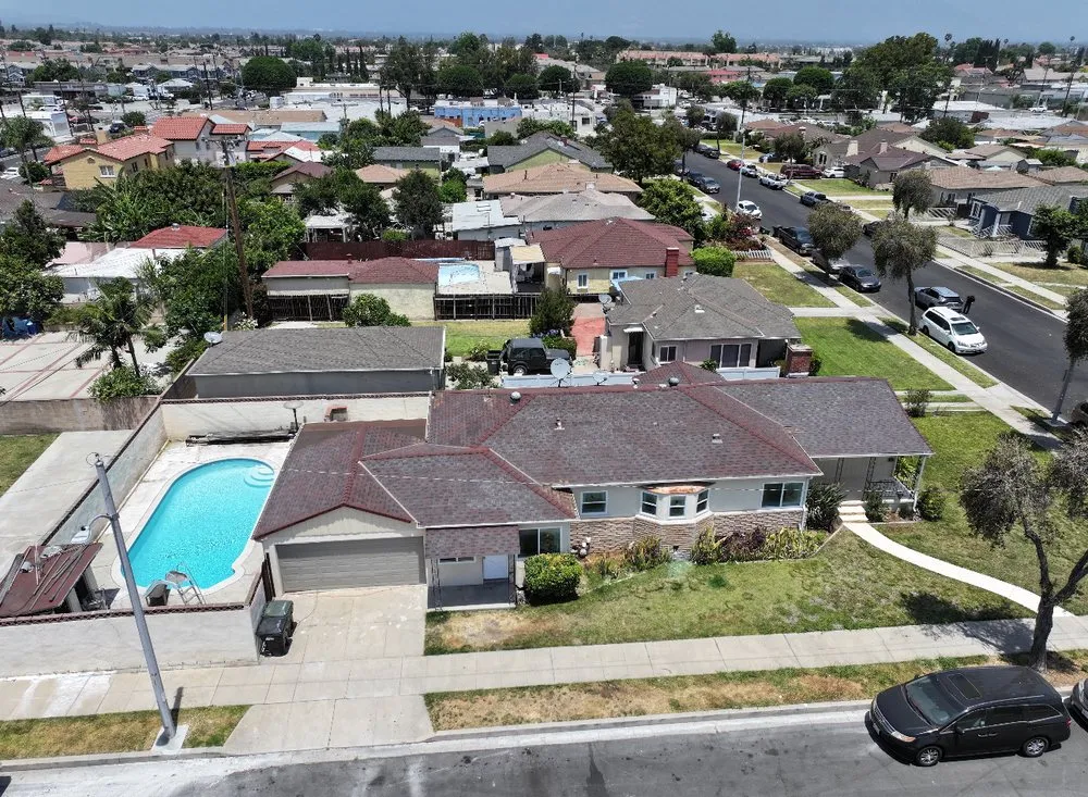 Slide of Design Builder's Group