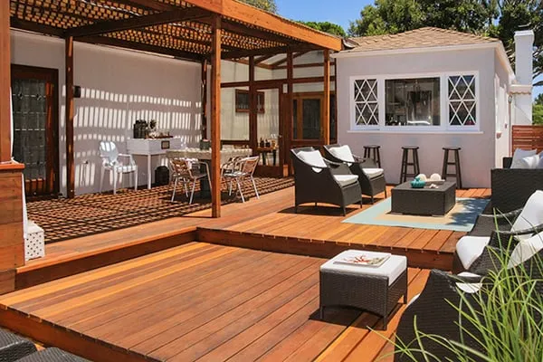 Designworks Construction & Development Logo