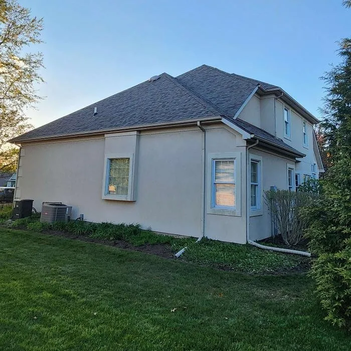 Slide of DeSonie Roofing and Exterior