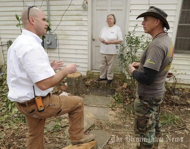 Slide of Detail Services, Inc