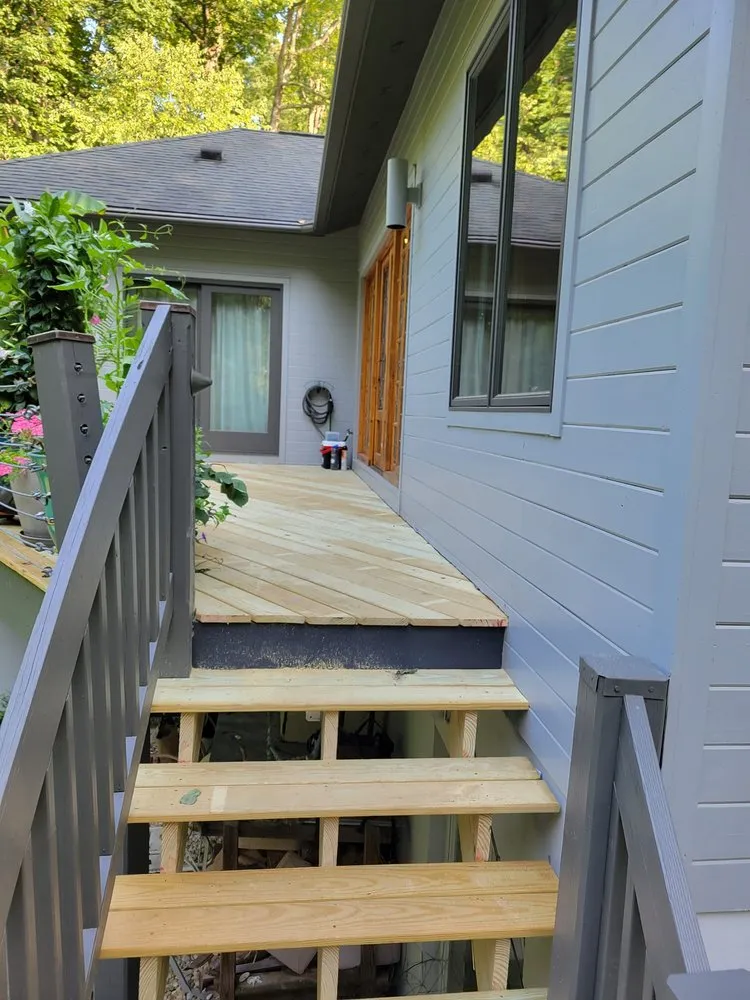 Slide of Devon Noland Contracting