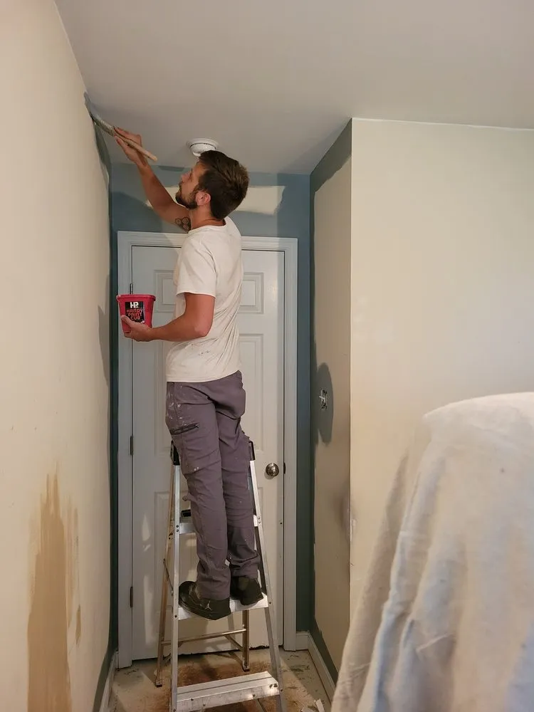 Slide of Devon Noland Contracting