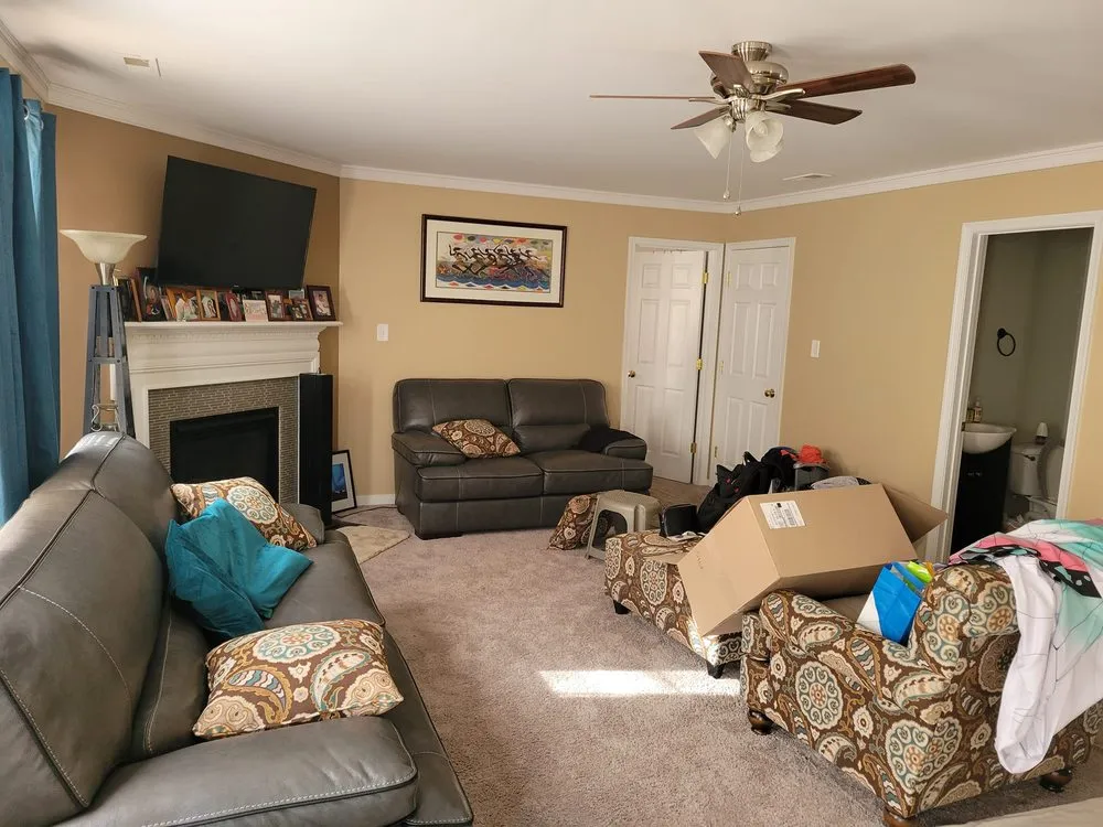 Slide of Devon Noland Contracting