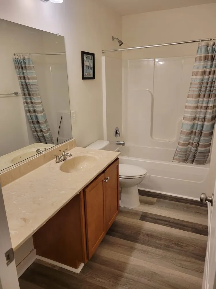 Slide of Devon Noland Contracting