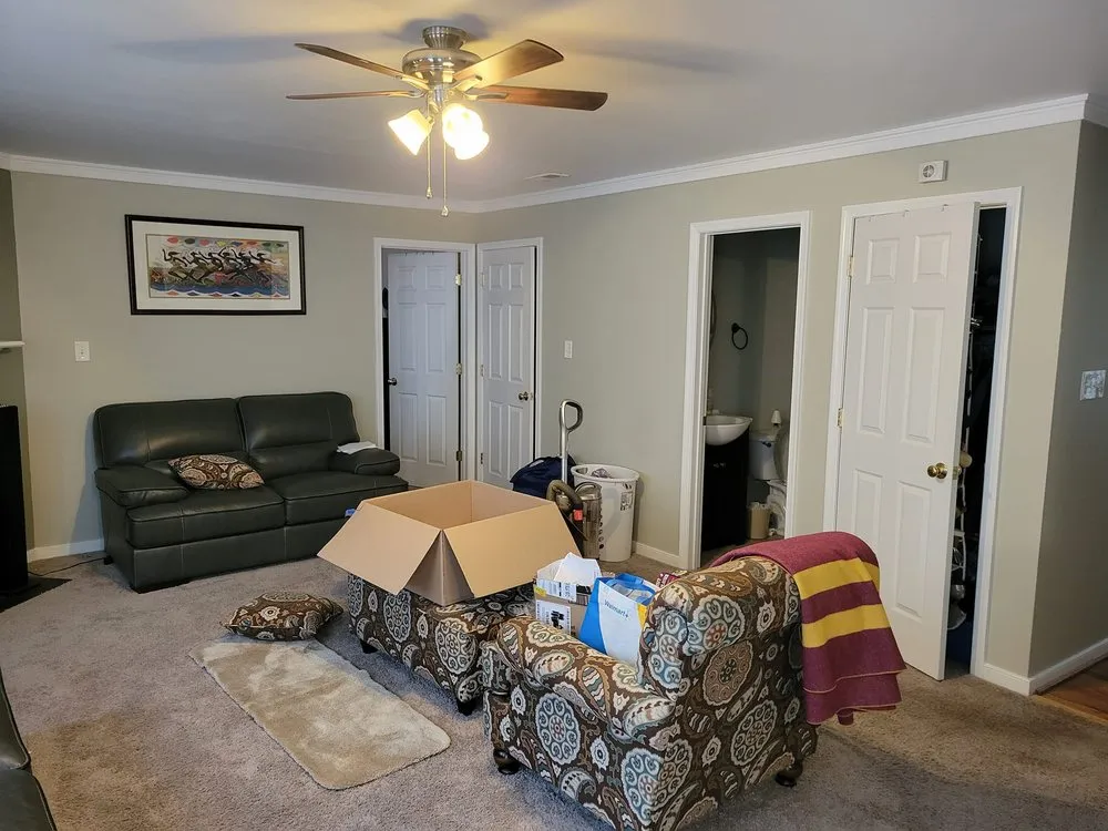 Slide of Devon Noland Contracting