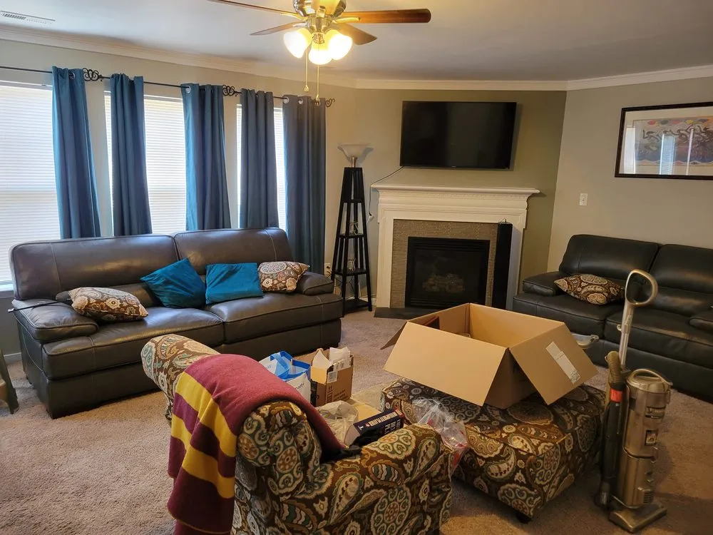 Slide of Devon Noland Contracting