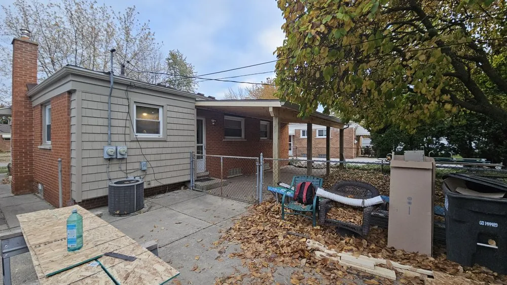 Slide of Dewulf Services