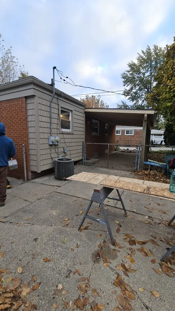 Slide of Dewulf Services